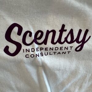 Scentsy independent Consultant T-shirt. Size medium. The Concert Tee District.